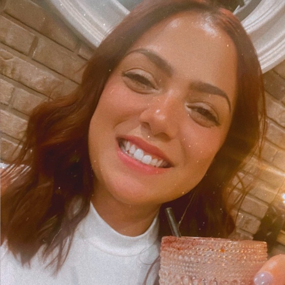 Meet your Posher, Bella - Picture 3 of 4